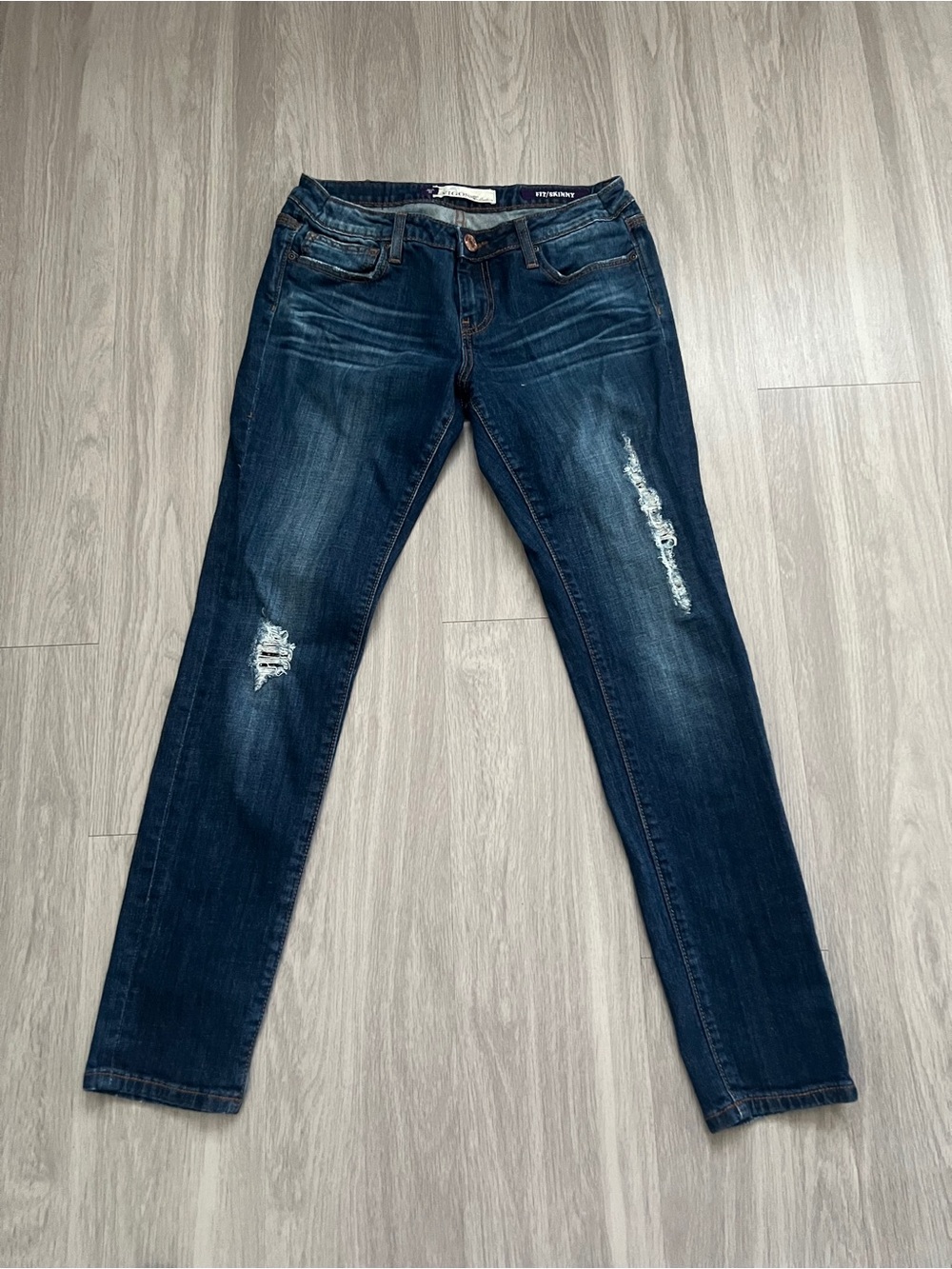 VIGOSS Collection Skinny Jeans Women’s 9/10 30 Dark Wash Distressed Stretch